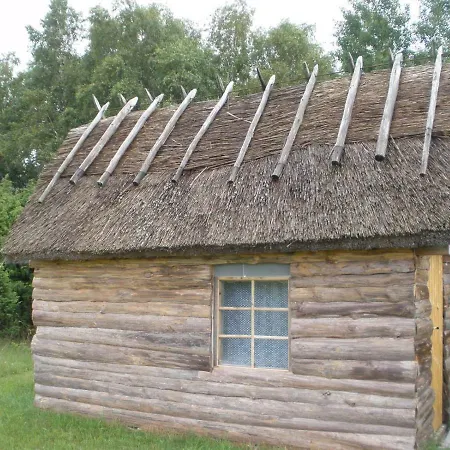 Kodupollu Puhkemaja Karala
